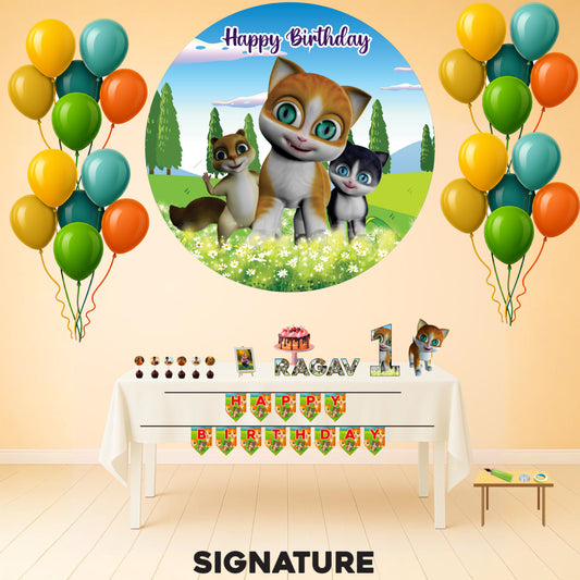 Kitty Wonderland Signature